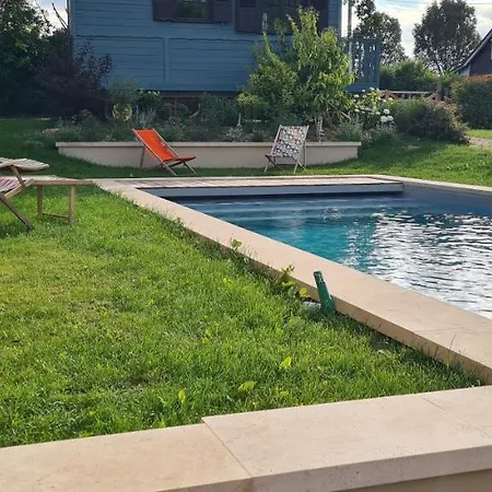 לינה וארוחת בוקר La Des Chouettes 3*