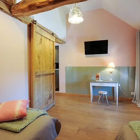 Frühstückspension La Des Chouettes 3*