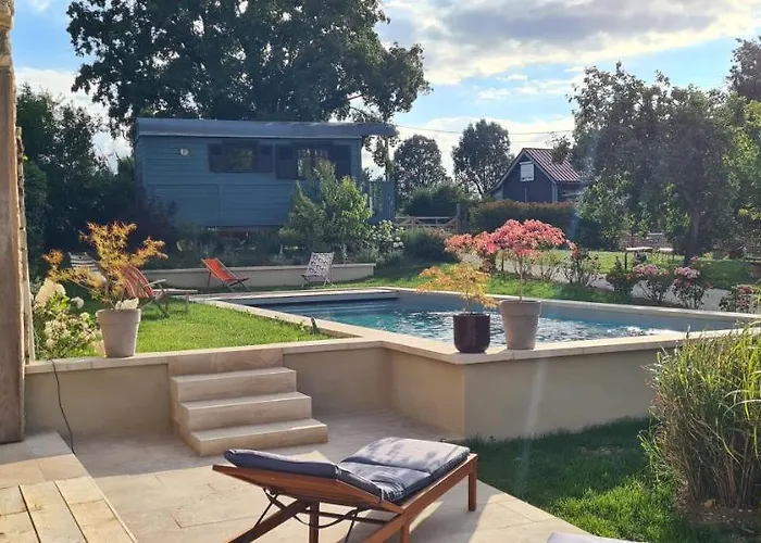 La Des Chouettes Bed & Breakfast Maisons-lès-Chaource