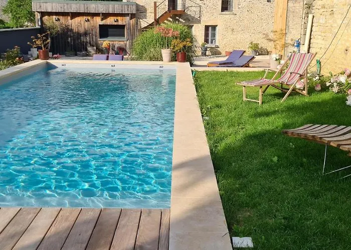 La Des Chouettes Bed & Breakfast 3*