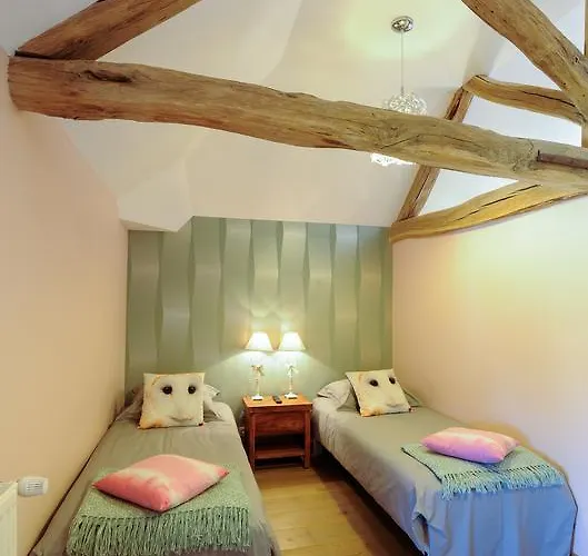 La Des Chouettes Bed & Breakfast 3*